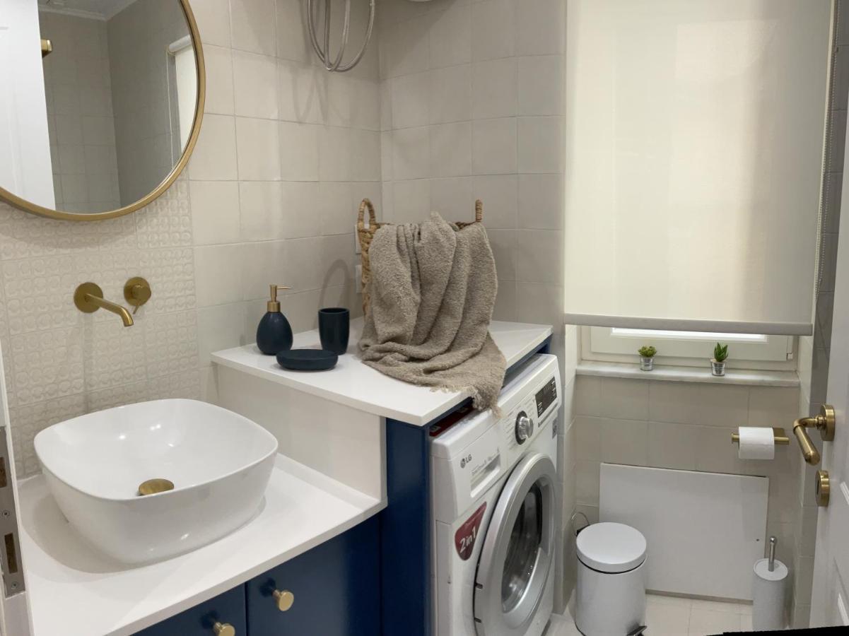 Biscoutsis Old Town Apartment